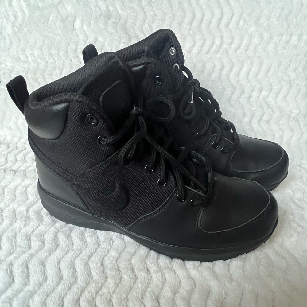 Nike Leather ACG Black Boots, Grade School(big kids) 6.5